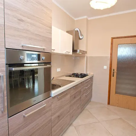 Apartamento Roberto 1386 *