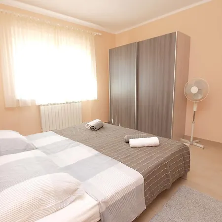Apartamento Roberto 1386 Galižana