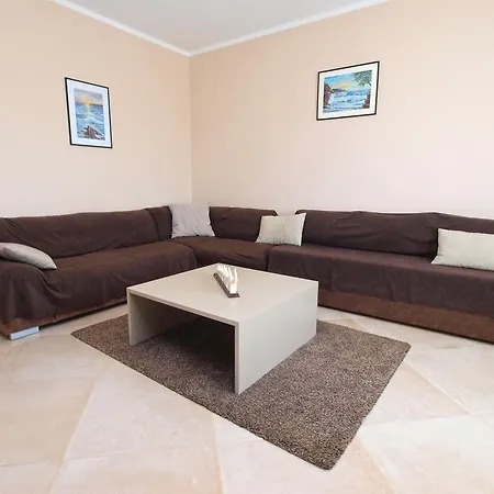 Apartamento Roberto 1386 *