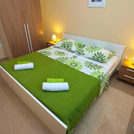 Apartamento Roberto 1386